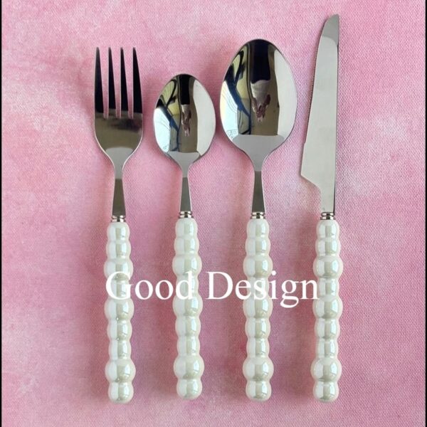 Resin Flatware Set - Image 5